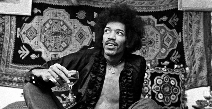 100 de citate Jimi Hendrix despre muzică, dragoste și succes