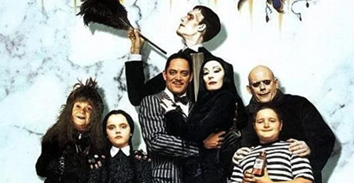 130 de citate ale familiei Addams care te vor speria