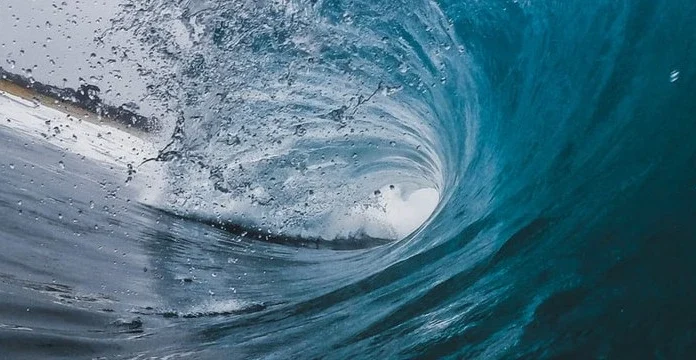 140 de citate Wave care te vor ajuta să mergi prin viață