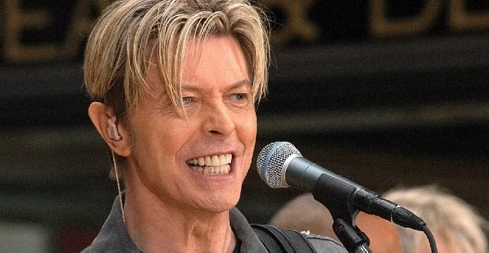 170 Citate David Bowie despre a trăi viața unui erou