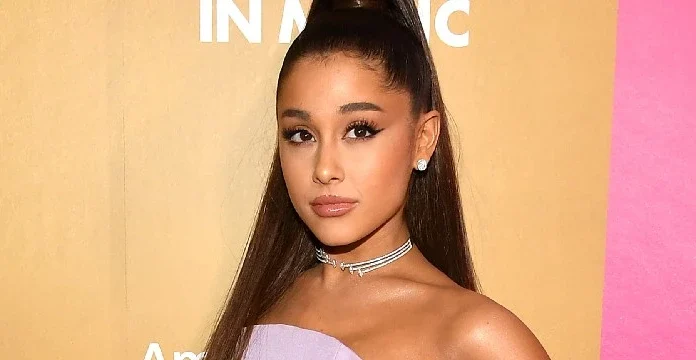 200 de citate Ariana Grande despre a fi o femeie periculoasă