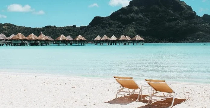 240 de citate pe plajă despre relaxare și plecarea în vacanță