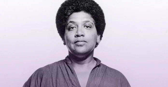 60 de citate Audre Lorde pe calea spre iubire și schimbare
