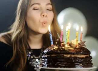 Urari de zi de nastere pentru un prieten: cele mai frumoase 100 de citate