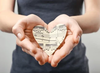 Cantece de dragoste: lista definitiva a celor mai frumoase