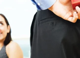 Cum sa atragi o fata: o curte romantica perfecta