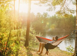 110 citate despre weekend care te vor face sa-ti doresti sa fie vineri
