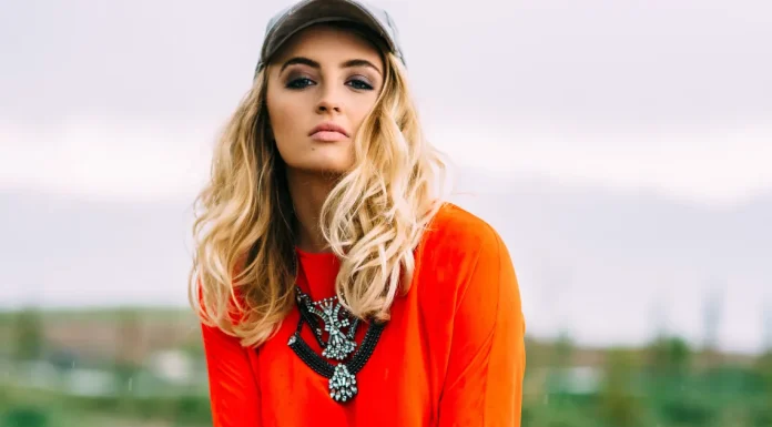 100 statusuri Sassy Instagram – Citate elegante si atragatoare
