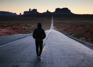 100+ citate celebre si motivationale despre viitor