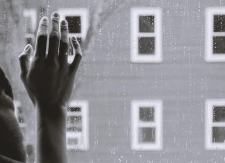 81 de fraze scurte si indirecte de dezamagire si tristete