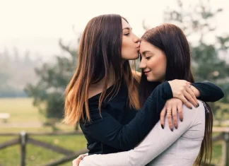 50 de mesaje emotionante aniversare pentru verisoara ta