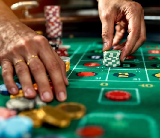 MaxBet bonus fără depunere — ghid complet 2026 pentru jucătorii din România